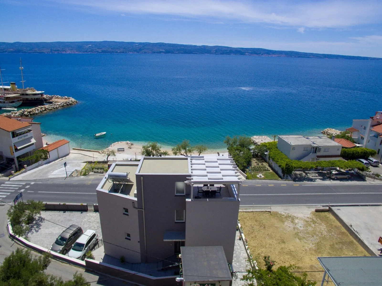 Luxury Apartment Beach