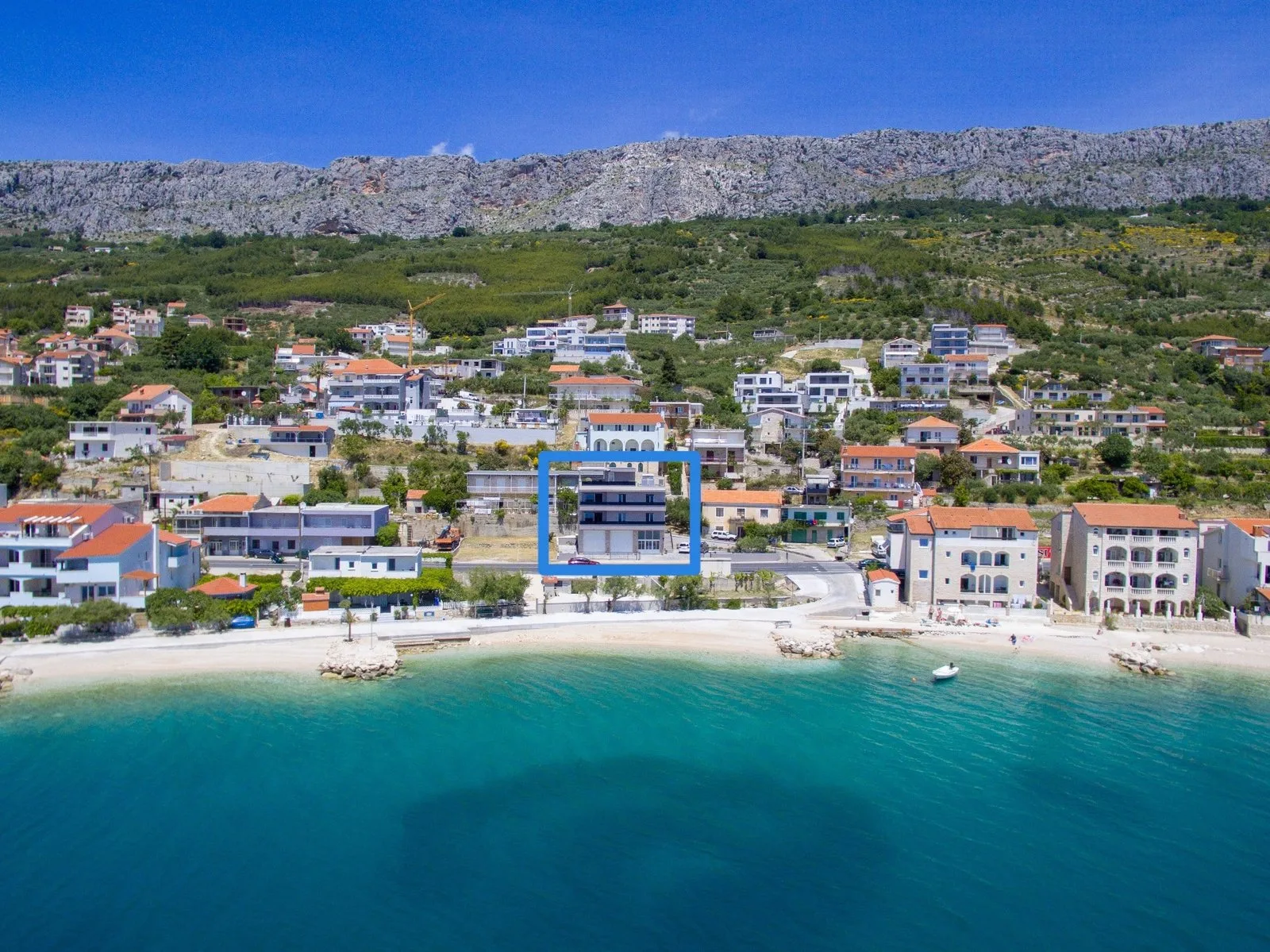 Luxury Apartment Beach