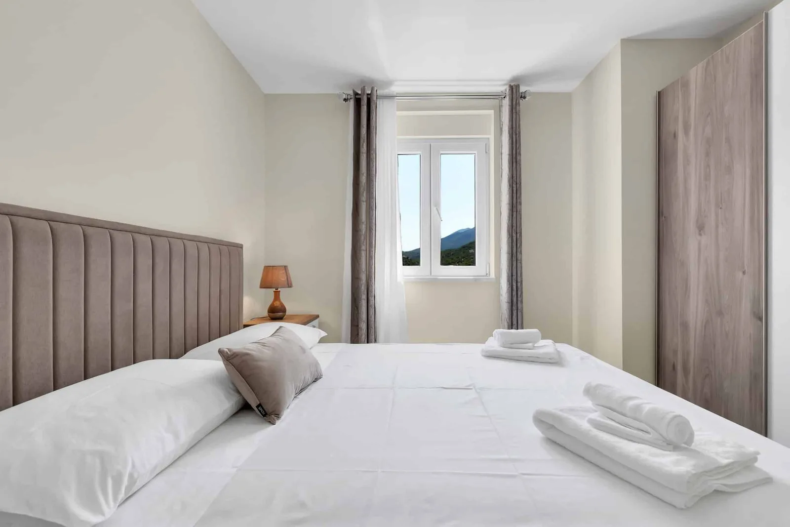 Apartments White House Rastovac
