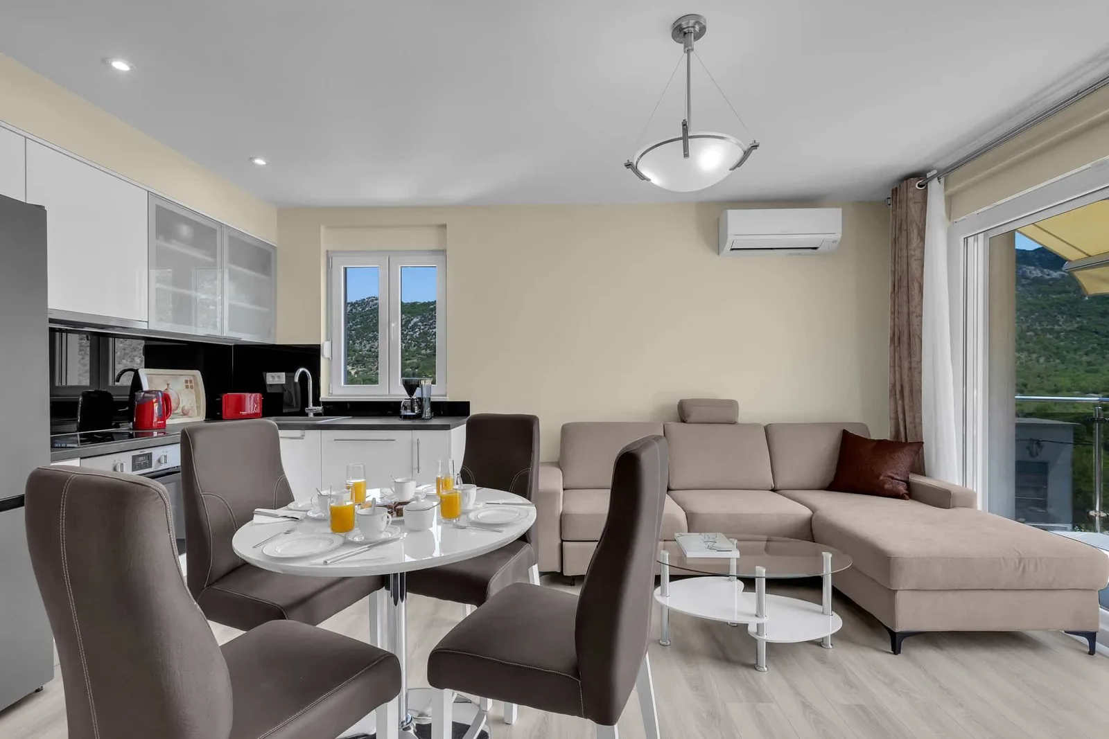 Apartments White House Rastovac
