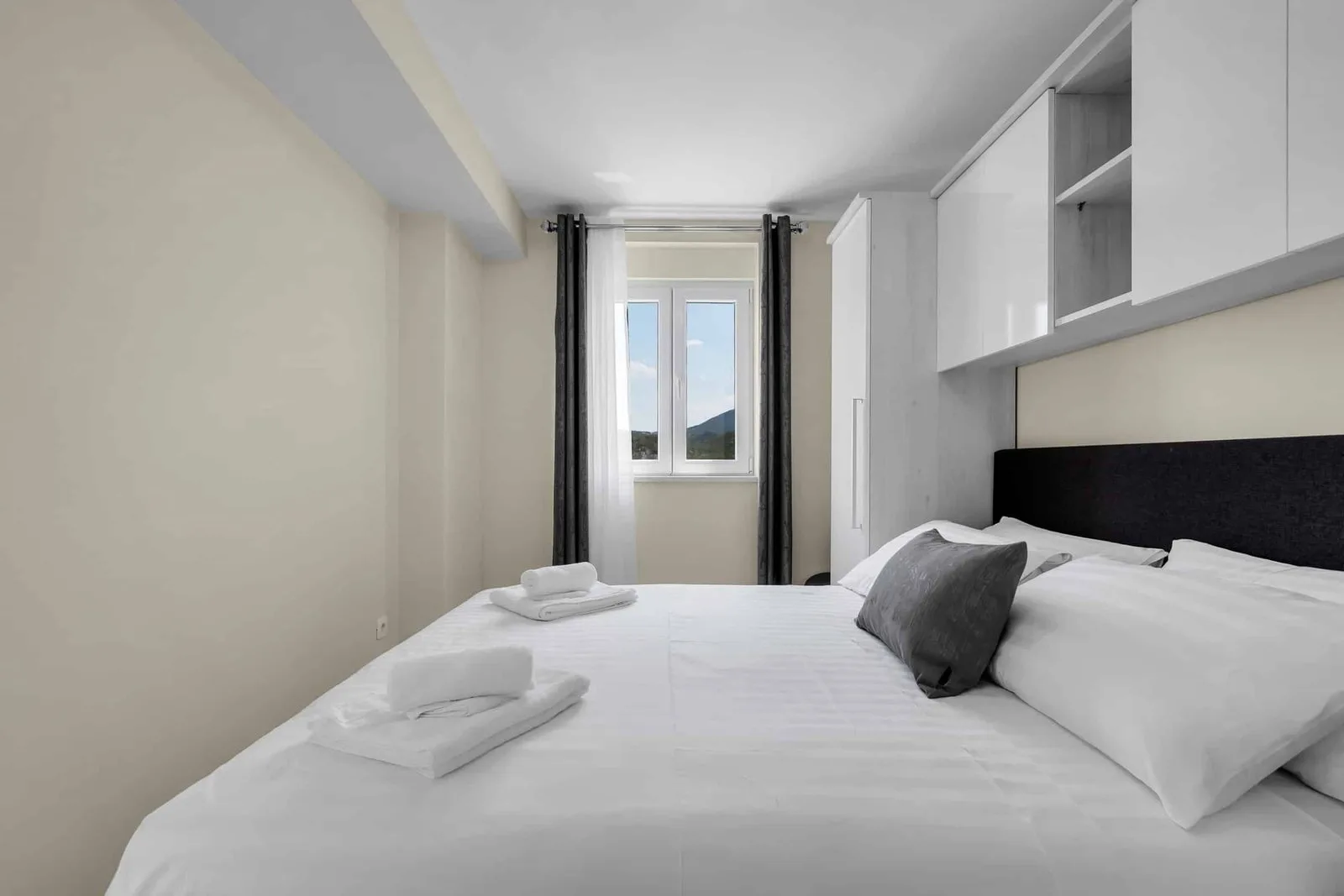 Apartments White House Rastovac