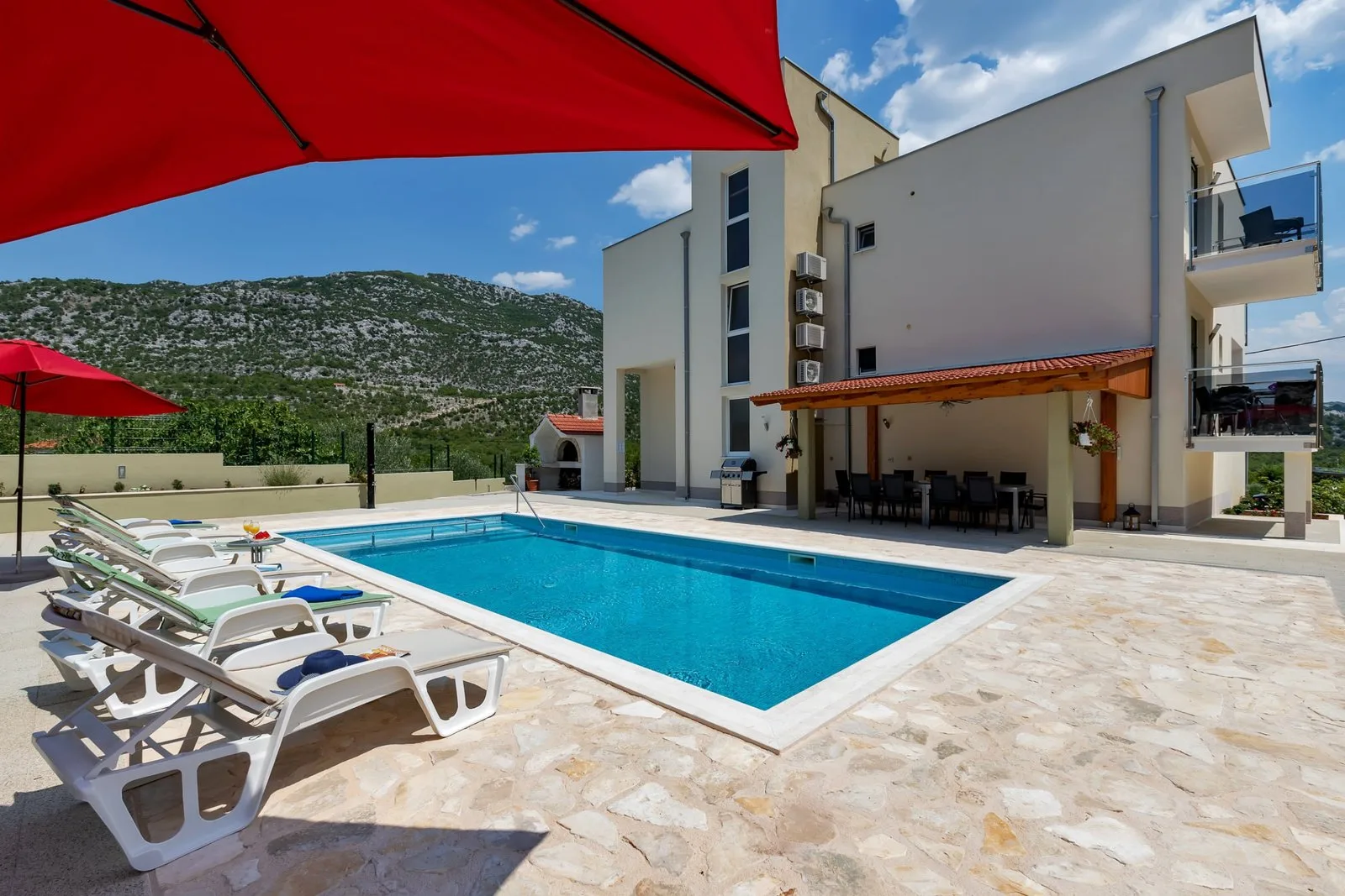 Apartments White House Rastovac
