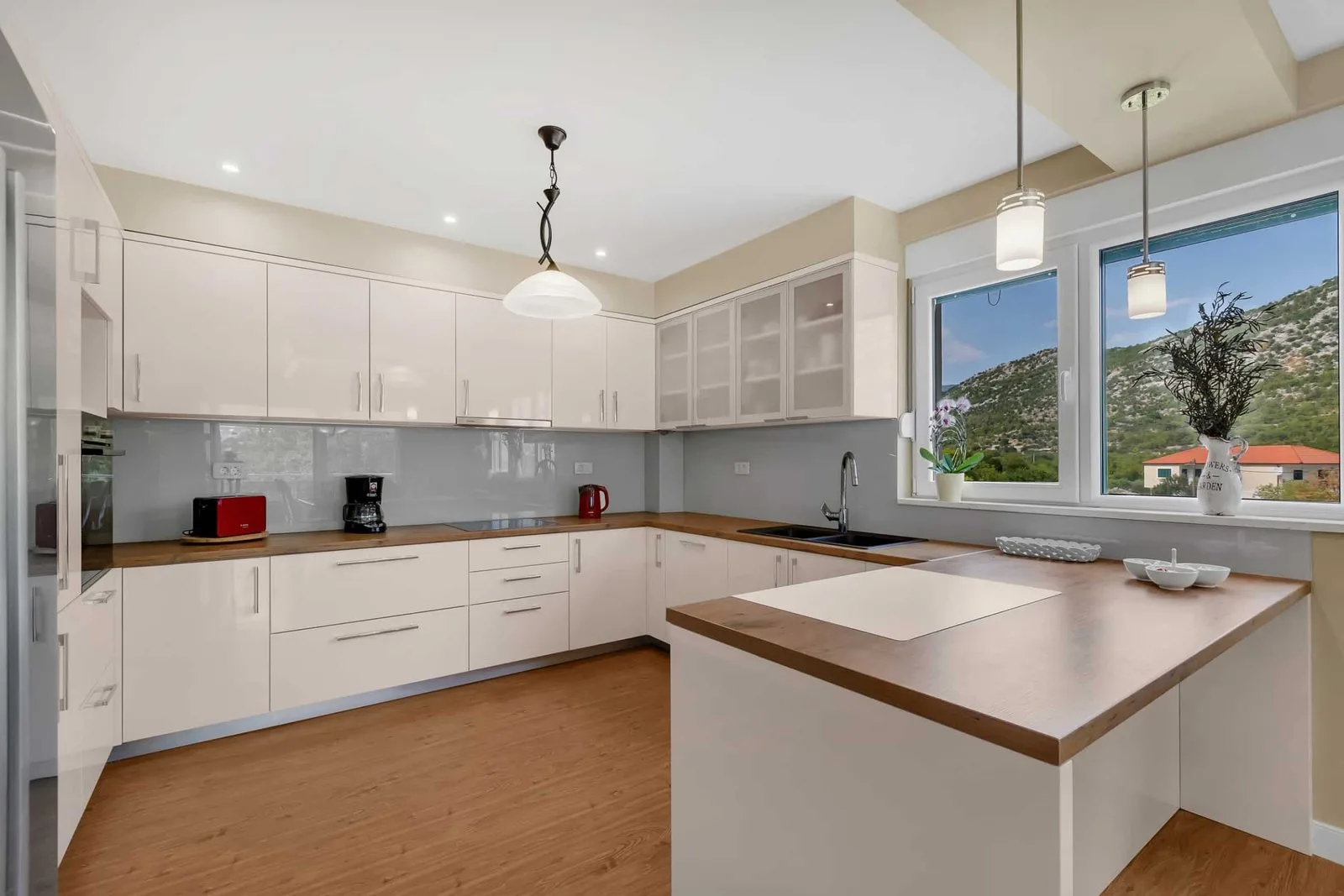 Apartments White House Rastovac