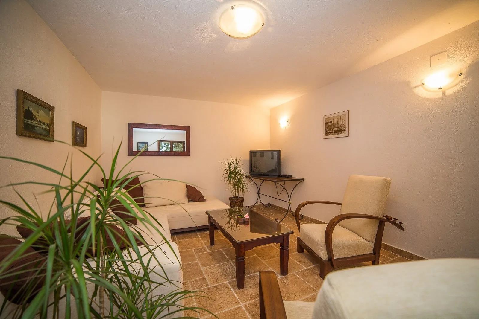 Apartments Maja
