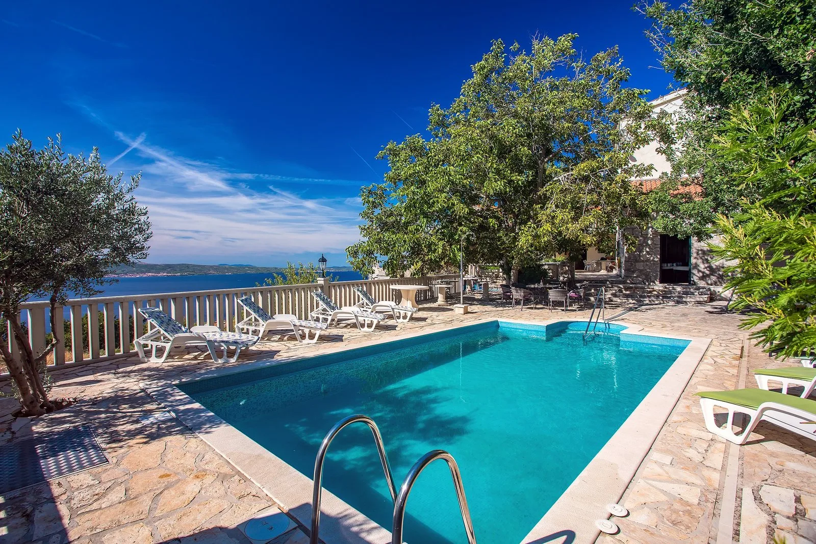 Villa Dahlia