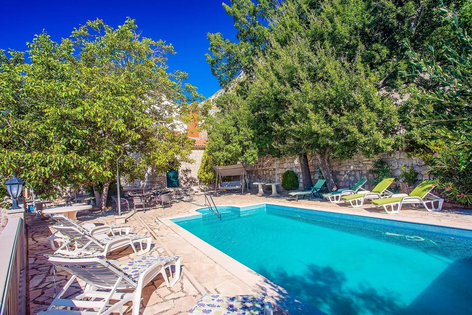 Villa Dahlia