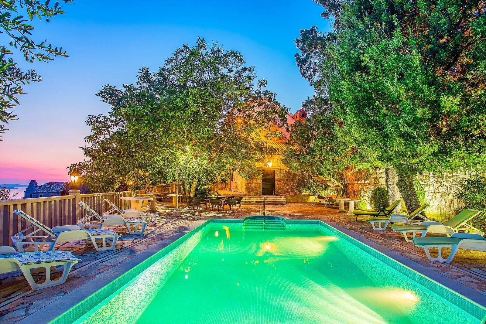 Villa Dahlia