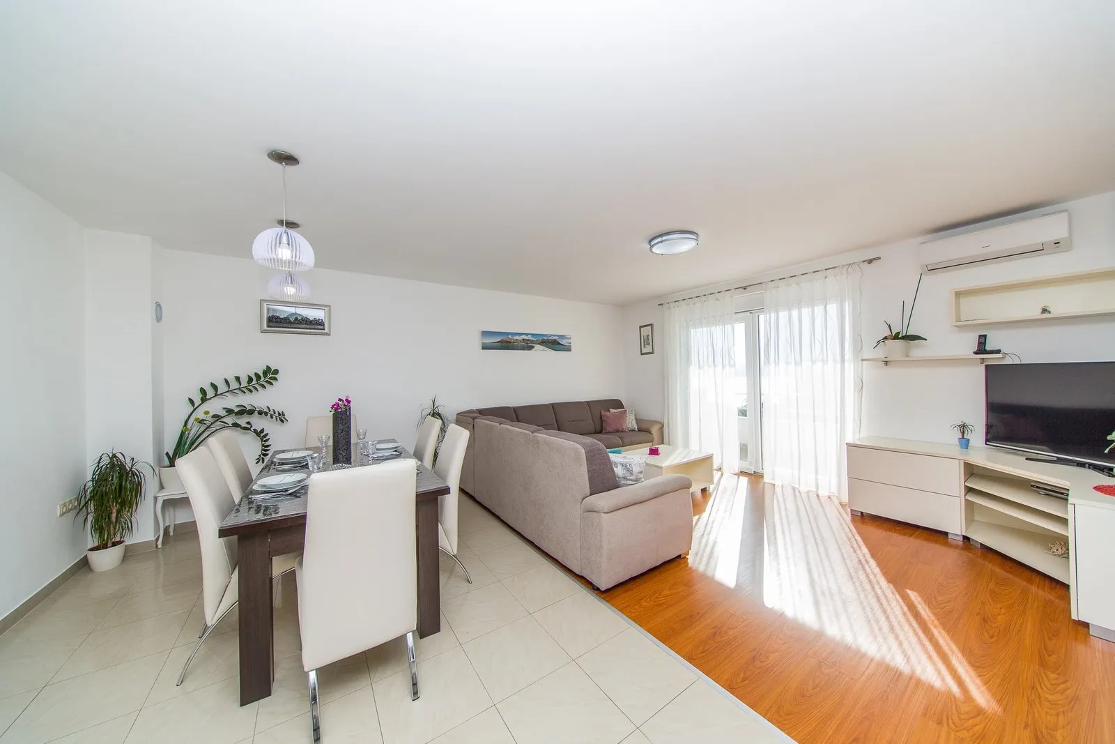 Apartment Luni
