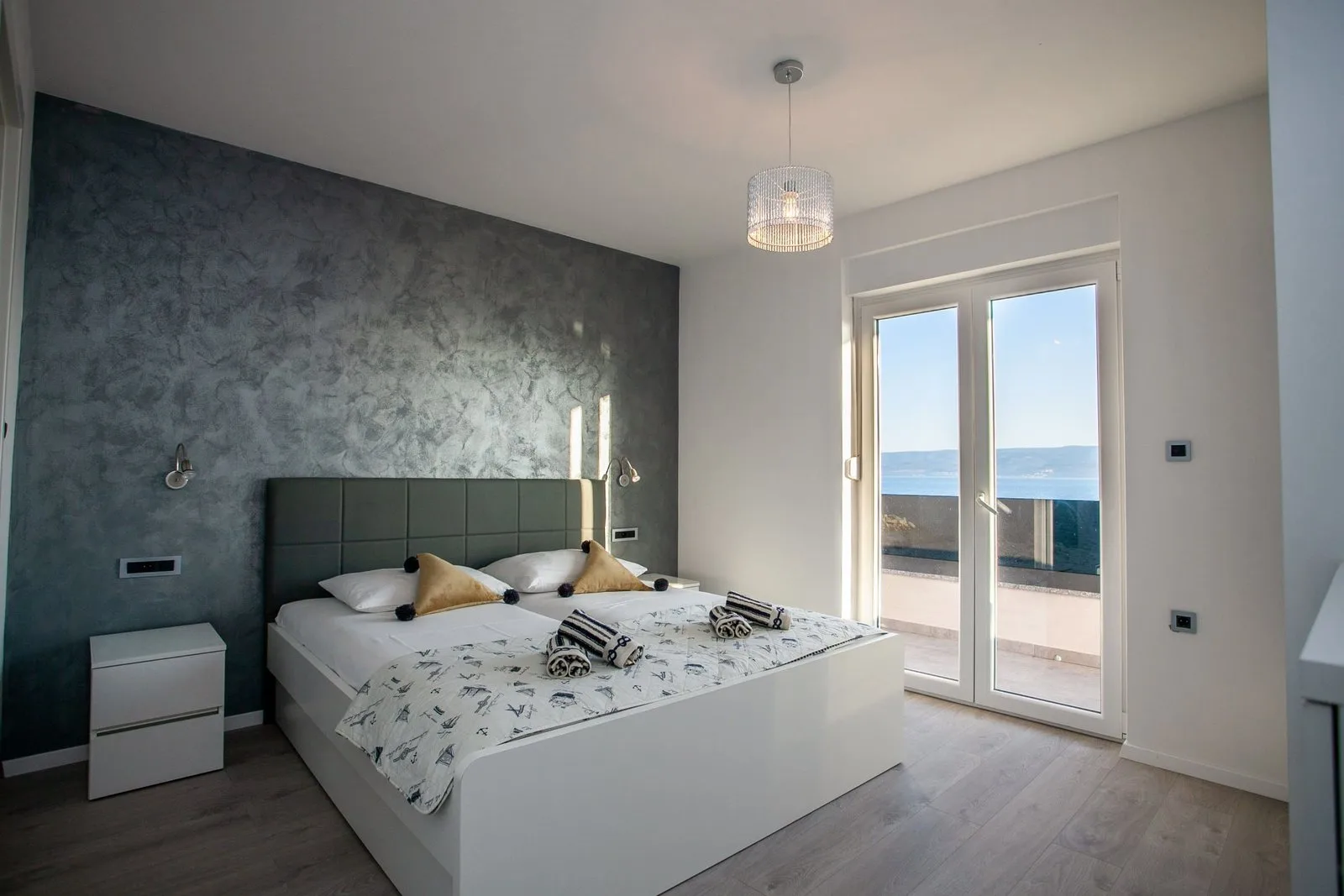 Luxury Apartment Beach