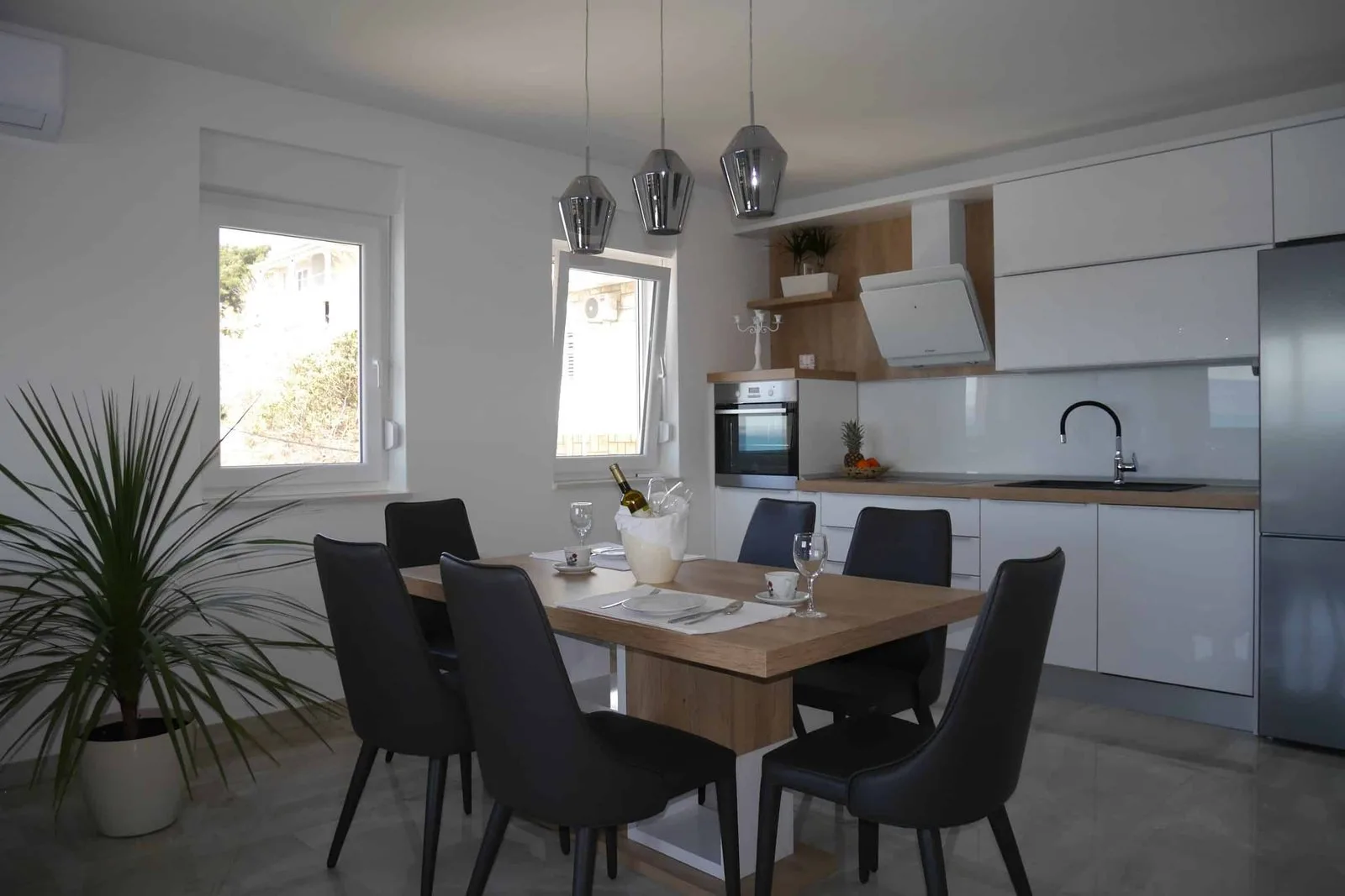 Luxury Apartment Beach