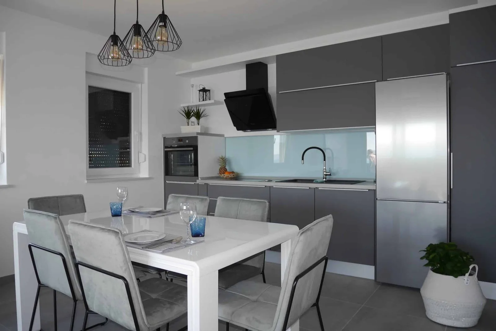 Luxury Apartment Beach