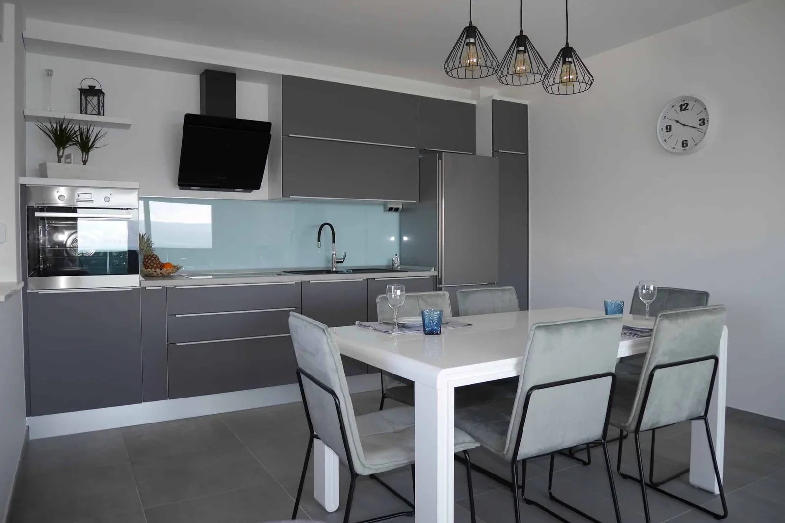 Luxury Apartment Beach
