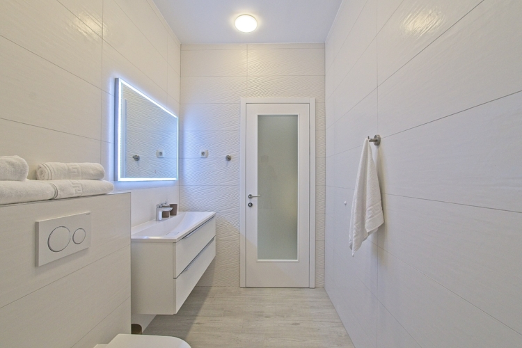 Villa near the sea, Villa Ulika Makarska bathroom